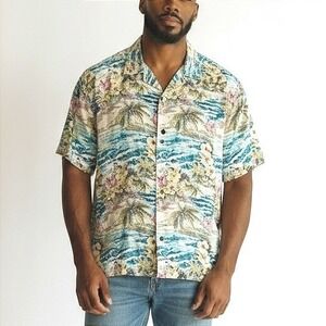 United Mens Vintage XL Tropical Palm‎ Tree Hibiscus Rayon Aloha Hawaiian Shirt